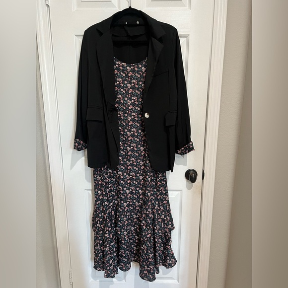 Maxi Dress and Blazer Set - Picture 3 of 11